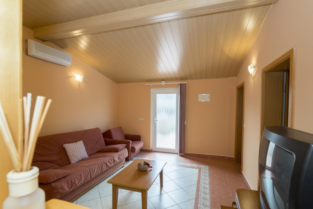 Apartments Kori Funtana Kültér fotó