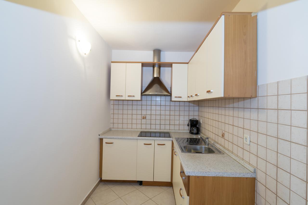 Apartments Kori Funtana Kültér fotó